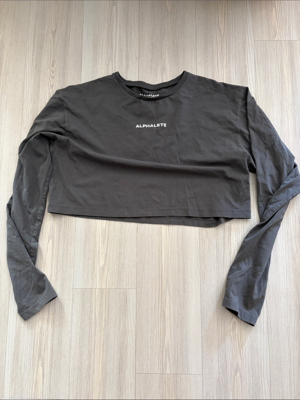 Alphalete Lifestyle Fit Cropped Long Sleeve